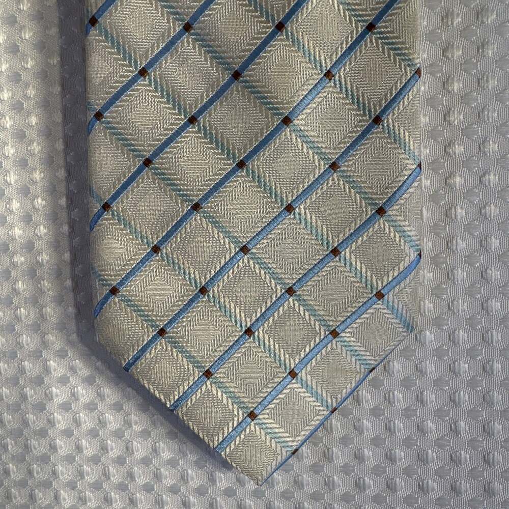 Vintage 1995 Nicole Miller 100% Silk Tennis Theme Novelty Necktie